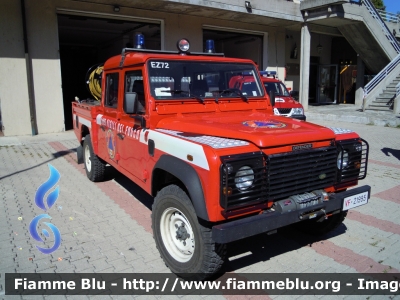 Land Rover Defender 130
Vigili del Fuoco
Comando Provinciale di Parma
Distaccamento Volontario di Borgo Val di Taro (PR)
Fornitura Regionale Bianca, riverniciato dal distaccamento
VF 21995

Si ringrazia il Comando provinciale e tutto il personale permanente e volontario per la collaborazione
Parole chiave: Land-Rover Defender_130 VF21995