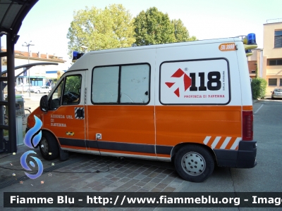 Fiat Ducato III serie
118 Provincia di Ravenna
 Azienda USL di Ravenna
 Allestita MAF
 Ambulanza "SIERRA 5"
Parole chiave: Fiat Ducato_IIIserie Ambulanza