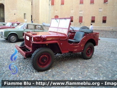 Jeep Willys
Polizia di Stato
Reparto Celere
Esemplare esposto presso il Museo delle auto della Polizia di Stato
POLIZIA 2681
Festa della Polizia Ferrara 2011
Parole chiave: Jeep Willys POLIZIA2681 Festa_della_Polizia_Ferrara_2011