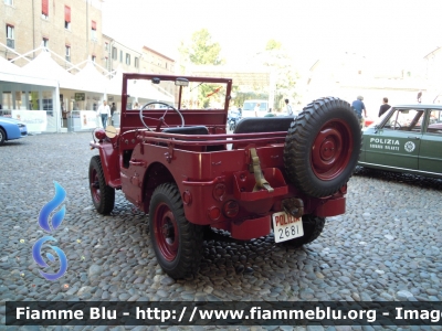 Jeep Willys
Polizia di Stato
Reparto Celere
Esemplare esposto presso il Museo delle auto della Polizia di Stato
POLIZIA 2681
Festa della Polizia Ferrara 2011
Parole chiave: Jeep Willys POLIZIA2681 Festa_della_Polizia_Ferrara_2011