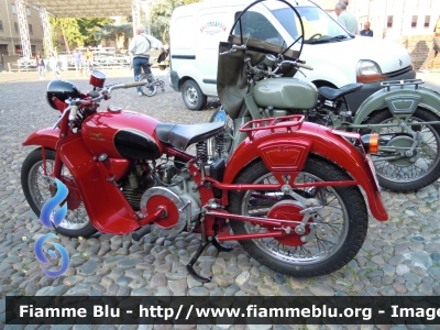 Moto Guzzi Falcone 500
Polizia di Stato
 Polizia Stradale
 POLIZIA 27920
 POLIZIA 30872
 Festa della Polizia Ferrara 2011
Parole chiave: Moto-Guzzi Falcone_500 Polizia27920 Polizia30872 Festa_della_Polizia_Ferrara_2011