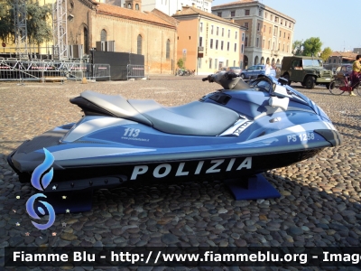 Yamaha Acquascooter
Polizia di Stato
PS1258
Festa della Polizia Ferrara 2011
Parole chiave: Yamaha PS1258 Festa_della_Polizia_Ferrara_2011