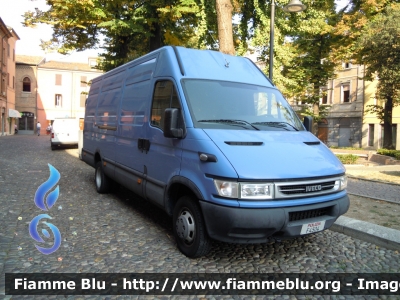 Iveco Daily III serie
Polizia di Stato
POLIZIA F4505
Festa della Polizia Ferrara 2011
Parole chiave: Iveco Daily_IIIserie POLIZIAF4505 Festa_della_Polizia_Ferrara_2011