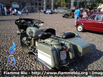 Moto Guzzi V7 Sidecar
Polizia di Stato
Polizia Stradale
POLIZIA 41146
Festa della Polizia Ferrara 2011
Parole chiave: Moto-Guzzi V7_Sidecar POLIZIA41146 Festa_della_Polizia_Ferrara_2011