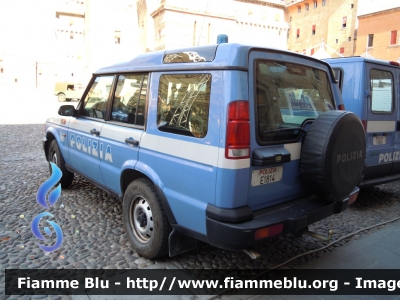 Land Rover Discovery II serie
 Polizia di Stato
 Reparto Mobile
 Polizia E1814

Festa della Polizia Ferrara 2011
Parole chiave: Land-Rover Discovery_IIserie POLIZIAE1814 Festa_della_Polizia_Ferrara_2011