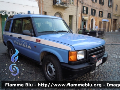 Land Rover Discovery II serie
 Polizia di Stato
 Reparto Mobile
 Polizia E1814

Festa della Polizia Ferrara 2011
Parole chiave: Land-Rover Discovery_IIserie POLIZIAE1814 Festa_della_Polizia_Ferrara_2011