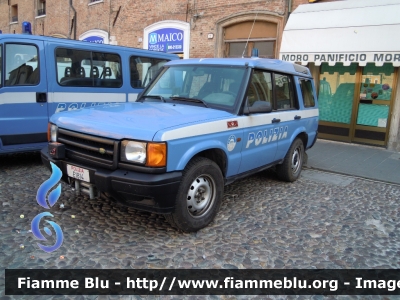 Land Rover Discovery II serie
 Polizia di Stato
 Reparto Mobile
 Polizia E1814

Festa della Polizia Ferrara 2011
Parole chiave: Land-Rover Discovery_IIserie POLIZIAE1814 Festa_della_Polizia_Ferrara_2011