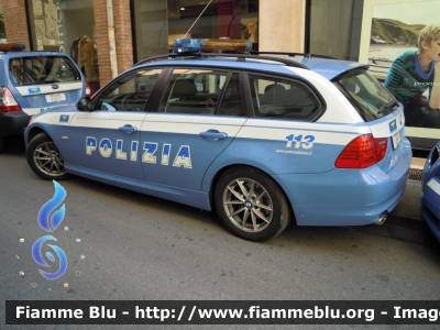 Bmw 320 Touring E91 restyle
Polizia di Stato
Reparto Prevenzione Crimine
Festa della Polizia Ferrara 2011
Parole chiave: Bmw 320_Touring_E91_restyle Festa_della_Polizia_Ferrara_2011