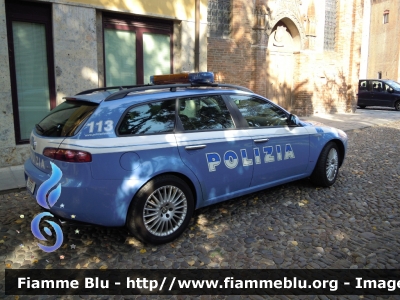 Alfa Romeo 159 Sportwagon
 Polizia di Stato
 Polizia Stradale
 POLIZIA F9258

Festa della Polizia Ferrara 2011
Parole chiave: Alfa-Romeo 159_Sportwagon POLIZIAf9258 Festa_della_Polizia_Ferrara_2011