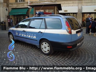 Fiat Marea Weekend II serie
Polizia di Stato
Unità Cinofile
POLIZIA B1322
Festa della Polizia Ferrara 2011
Parole chiave: Fiat Marea_Weekend_IIserie POLIZIAE1322 Festa_della_Polizia_Ferrara_2011