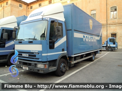 Iveco EuroCargo 100E18 I serie
Polizia di Stato
 Banda Musicale
 POLIZIA F0816
Festa della Polizia Ferrara 2011
Parole chiave: Iveco EuroCargo_100E18_Iserie POLIZIAF0816 Festa_della_Polizia_Ferrara_2011