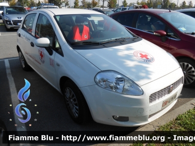 Fiat Grande Punto
Croce Rossa Italiana 
Comitato Locale di Lauriano 
CRI 478 AA
Parole chiave: Fiat Grande_Punto CRI478AA Reas_2012