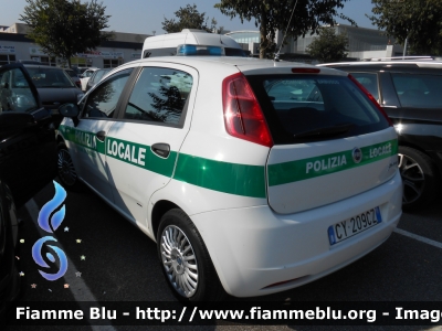 Fiat Grande Punto
Polizia Locale Erbusco
Parole chiave: Fiat Grande_Punto Reas_2012