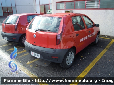 Fiat Punto III serie
Vigili del Fuoco
Comando Provinciale di Brescia
VF 23498
Parole chiave: Fiat Punto_IIIserie VF23498 Reas_2011