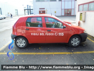 Fiat Punto III serie
Vigili del Fuoco
Comando Provinciale di Brescia
VF 23498
Parole chiave: Fiat Punto_IIIserie VF23498 Reas_2011