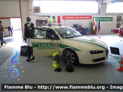 Alfa Romeo 159
Polizia Locale Milano
In esposizione al Reas 2011
Parole chiave: Alfa-Romeo 159 Reas_2011