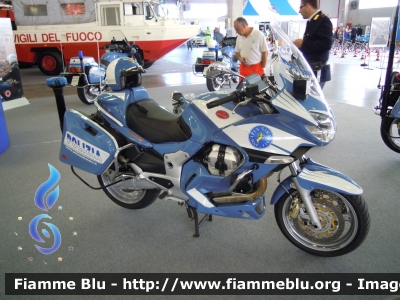 Moto Guzzi Norge
Polizia di Stato
Polizia Stradale
POLIZIA G1880
In esposizione al Reas 2011
Parole chiave: Moto-Guzzi Norge POLIZIAG1880 Reas_2011