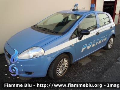 Fiat Grande Punto
Polizia di Stato
POLIZIA F7009
Parole chiave: Fiat Grande_Punto POLIZIAF7009 Reas_2011