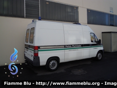 Fiat Ducato II Serie
Polizia Locale Brescia
Servizio di Protezione Civile
Livrea Polizia Municipale
Parole chiave: Fiat Ducato_IISerie Reas_2011