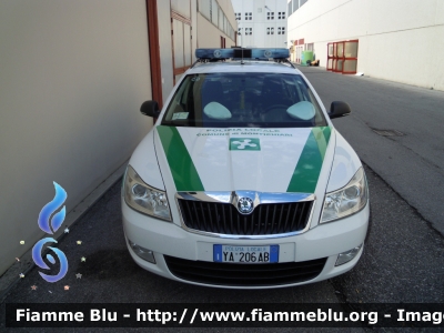 Skoda Octavia Wagon III serie
Polizia Locale Montichiari (BS)
POLIZIA LOCALE YA 206 AB
Parole chiave: Skoda Octavia_Wagon_IIIserie PoliziaLocaleYA206AB Reas_2011