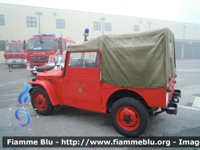 Fiat Campagnola I serie
Vigili del Fuoco
Comando Provinciale di Ferrara
VF 10541
Santa Barbara 2011 Ferrara
Parole chiave: Fiat Campagnola_Iserie VF10451 Santa_Barbara_VVF_2011