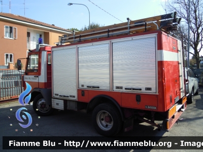 Iveco Zeta 65-12
Vigili del Fuoco
 Comando Provinciale di Bologna
 Distaccamento Volontario di Medicina
Polisoccorso allestito Baribbi
 VF 17197
 Si ringrazia tutto il personale per la disponibilità
Parole chiave: Iveco Zeta_65-12 VF17197