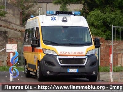 Peugeot Boxer IV serie
Pubblica Assistenza Comacchio Soccorso
Allestimento Mobitecno
Parole chiave: Peugeot Boxer_IVserie Ambulanza