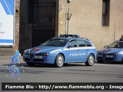 Alfa Romeo 159 Sportwagon 
Polizia di Stato 
Polizia Stradale
 POLIZIA F9407
 Mille Miglia 2012
Parole chiave: Alfa-Romeo 159_Sportwagon POLIZIAF9407 Mille_Miglia_2012