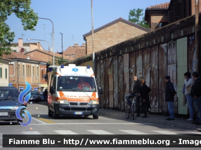 Fiat Ducato III serie
Pubblica Assistenza Città di Ferrara
Ambulanza allestita Orion
Mille Miglia 2012
Parole chiave: Fiat Ducato_IIIserie Ambulanza Mille_Miglia_2012