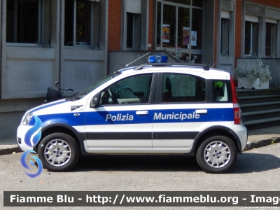 Fiat Nuova Panda 4x4 I serie
Polizia Municipale 
Unione dei Comuni dell'Alto Ferrarese
Comune di Vigarano Mainarda
Parole chiave: Fiat Nuova Panda 4x4 I serie