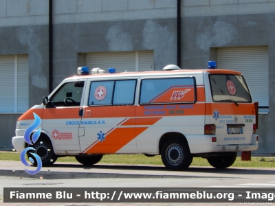 Volkswagen Transporter T4
Croce Bianca ER Ferrara
Parole chiave: Volkswagen Transporter_T4 Ambulanza