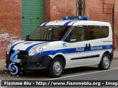 Fiat Doblò III serie
Polizia Municipale - Polizia del Delta
Postazione di Migliaro
Ufficio mobile allestimento Focaccia
POLIZIA LOCALE YA 617 AJ
Parole chiave: Fiat Doblò_IIIserie POLIZIALOCALEYA617AJ