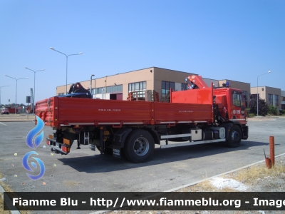 Iveco EuroCargo 180E30 III serie
Vigili del Fuoco
Comando Provinciale di Roma
Autocarro con gru PM allestimento Iveco-Magirus
VF 26645
Parole chiave: Iveco EuroCargo_180E30_IIIserie VF26645