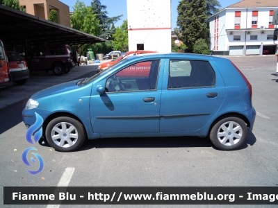 Fiat Punto III serie
Vigili del Fuoco
Comando Provinciale di
Reggio Emilia
VF 26714
Parole chiave: Fiat Punto_IIIserie VF26714