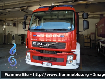 Volvo FL 280 III serie
Vigili del Fuoco
 Comando Provinciale di
Reggio Emilia
 AutoPompaSerbatoio allestimento BAI
 VF 25965
Parole chiave: Volvo FL_280_IIIserie VF25695