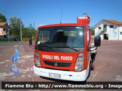 Renault Maxity
Vigili del Fuoco
Comando Provinciale di Rovigo
Distaccamento Permanente di Adria (RO)
Piattaforma Isoli PNT 205 da 20 m 
VF 26638 
Parole chiave: Renault Maxity VF26638