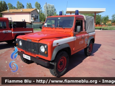 Land Rover Defender 90
Vigili del Fuoco
 Comando Provinciale di Rovigo
Distaccamento Permanente di Adria
 Nucleo NBCR
 VF 23881
Parole chiave: Land-Rover Defender_90 VF23881