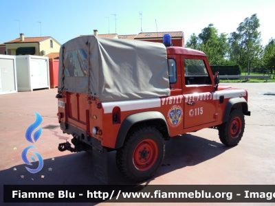 Land Rover Defender 90
Vigili del Fuoco
 Comando Provinciale di Rovigo
Distaccamento Permanente di Adria
 Nucleo NBCR
 VF 23881
Parole chiave: Land-Rover Defender_90 VF23881