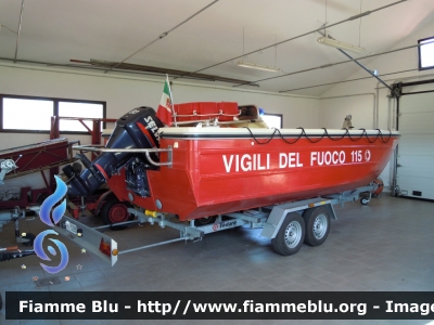 IAL
Vigili del Fuoco
 Comando Provinciale di Rovigo
 Distaccamento Permanente di Adria
 Carrello Todaro 
VF R 3288 VF IA 021
Parole chiave: IAL VFR3288 VFIA021