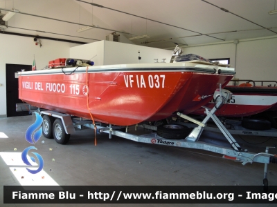 IAL
Vigili del Fuoco
 Comando Provinciale di Rovigo
 Distaccamento Permanente di Adria
 Carrello Todaro 
VF R 3272 VF IA 037
Parole chiave: IAL VFR3272 VFIA037