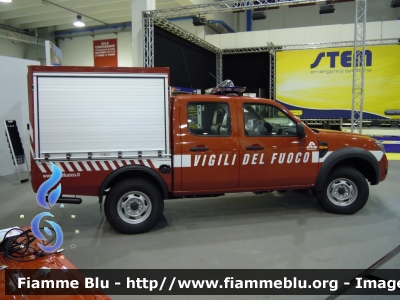 Ford Ranger VII serie
Vigili del Fuoco
Soccorso Aereoportuale
Allestimento Aris
Mezzo in esposizione al Reas 2012
Parole chiave: Ford Ranger_VIIserie Reas_2012