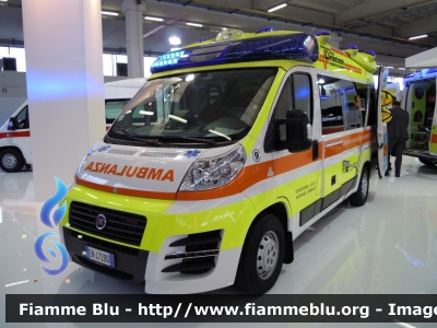 Fiat Ducato X250
Ambulanza Promozionale
Allestimento Ambitalia
In esposizione al Reas 2012
Parole chiave: Fiat Ducato_X250 Ambulanza Reas_2012