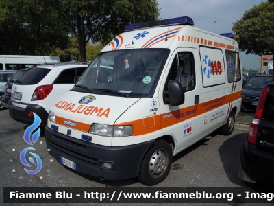 Fiat Ducato II serie
Pubblica Assistenza Gruppo Volontari del Soccorso Roccafranca Ludriano (BS)
Ambulanza Allestimento Bonfanti
Parole chiave: Fiat Ducato_IIserie Ambulanza Reas_2012