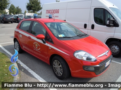 Fiat Punto Evo
Vigili del Fuoco
Federazione dei Corpi Volontari della provincia di Trento
VF 7K7 TN
Parole chiave: Fiat Punto_Evo VF7K7TN Reas_2012