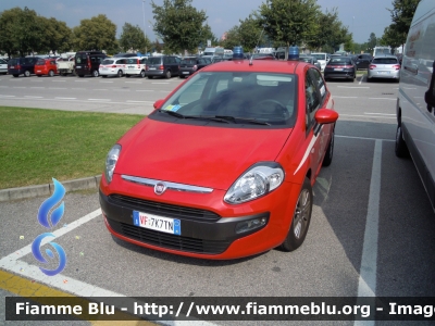 Fiat Punto Evo
Vigili del Fuoco
Federazione dei Corpi Volontari della provincia di Trento
VF 7K7 TN
Parole chiave: Fiat Punto_Evo VF7K7TN Reas_2012