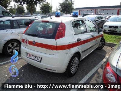 Fiat Grande Punto 
Croce Rossa Italiana
Comitato Locale di Lavis (TN)
CRI 048 AC
Parole chiave: Fiat Grande_Punto CRi048AC Reas_2012