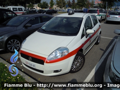 Fiat Grande Punto 
Croce Rossa Italiana
Comitato Locale di Lavis (TN)
CRI 048 AC
Parole chiave: Fiat Grande_Punto CRi048AC Reas_2012