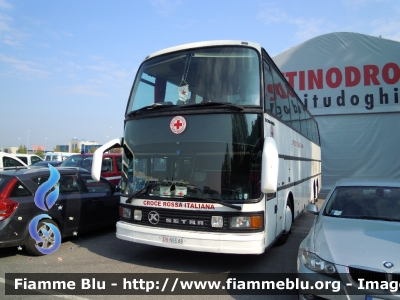 Setra S216HDS
Croce Rossa Italiana
C.I.E. Nord Servizio Emergenza
CRI 955 AB
Parole chiave: Setra S216HDS CRI955AB Reas_2012