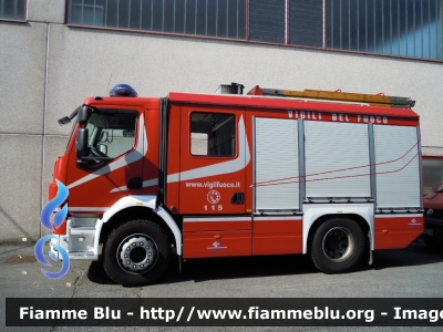 Volvo FL 280 III serie
Vigili del Fuoco
Comando Provinciale di Brescia
AutoPompaSerbatoio allestimento Bai
VF 25640
Parole chiave: Volvo FL_280_IIIserie VF25640 Reas_2012