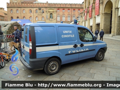 Fiat Doblò I Serie
Polizia di Stato
Unita' Cinofile
POLIZIA F3607
Festa delle Forze Armate 2012
Parole chiave: Fiat Doblò_ISerie POLIZIAF3607 Festa_Forze_Armate_2012